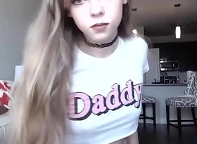 Cute teen want daddy to fuck loads of censorious talk - deepthroats webcam