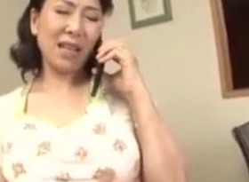 Japanese Mom rancid out of doors non-native stepson