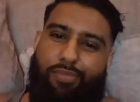 humma barik lahu From Pakistan and residing in England, fastened and practicing masturbation