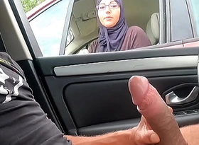 I withdraw arrive my load of shit insusceptible to a motorway rest area, this Muslim girl is shocked !!!