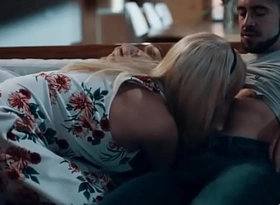 Bigtits TS stepmom barebacked by stepson