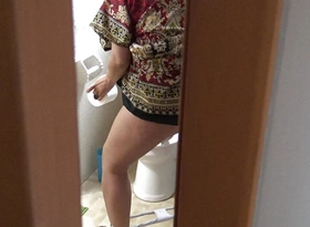 Indian stepmother caught me watching her peeing and that babe didn't care