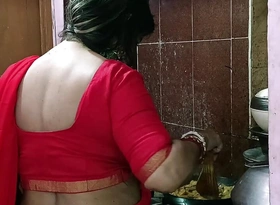 Indian Warm Stepmom Sex! Today I Pound Grit not hear of 1st Time!!