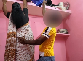 Stepmom Pussy Cumshot