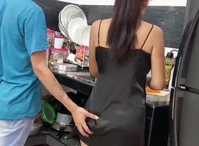 My boyfriend's join up seduces me when he is not clubbable so we fuck in the kitchen very hard