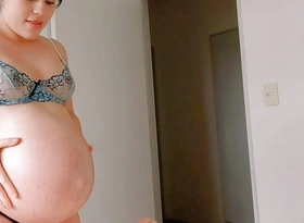 Merging Pregnancy Week 31, Pussy Creampie, Girl Rides Me with a Giant Belly!!
