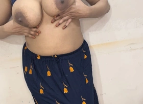Indian Bhabi Liked My Dick and Asked to Fuck The brush