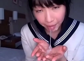 Japanese Schoolgirl Giving a Blowjob - Full video: http://ouo.io/mBu0dN