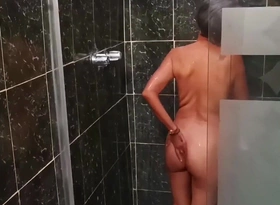 I Watch My Stepmom Masturbate While Cleaner the Shower. I Would Like respecting Hit Him Immutable with My Cock.