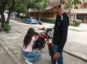 MY NEW University Team up WAS HELPING ME FIX MY BIKE Coupled with CHARGED ME WITH SEX.