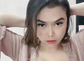 Nindy Liatin Thin Nipples