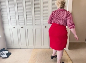 BBW Dances and Strips regarding 80s Music Showing off The brush Curves and Jiggling The brush Fat Body Cum Countdown