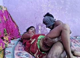 Savita Bibiko desi coition sweat chudai gand mein video