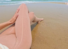 867 Beauty on the Beach.. Shiny Tights on the Sand